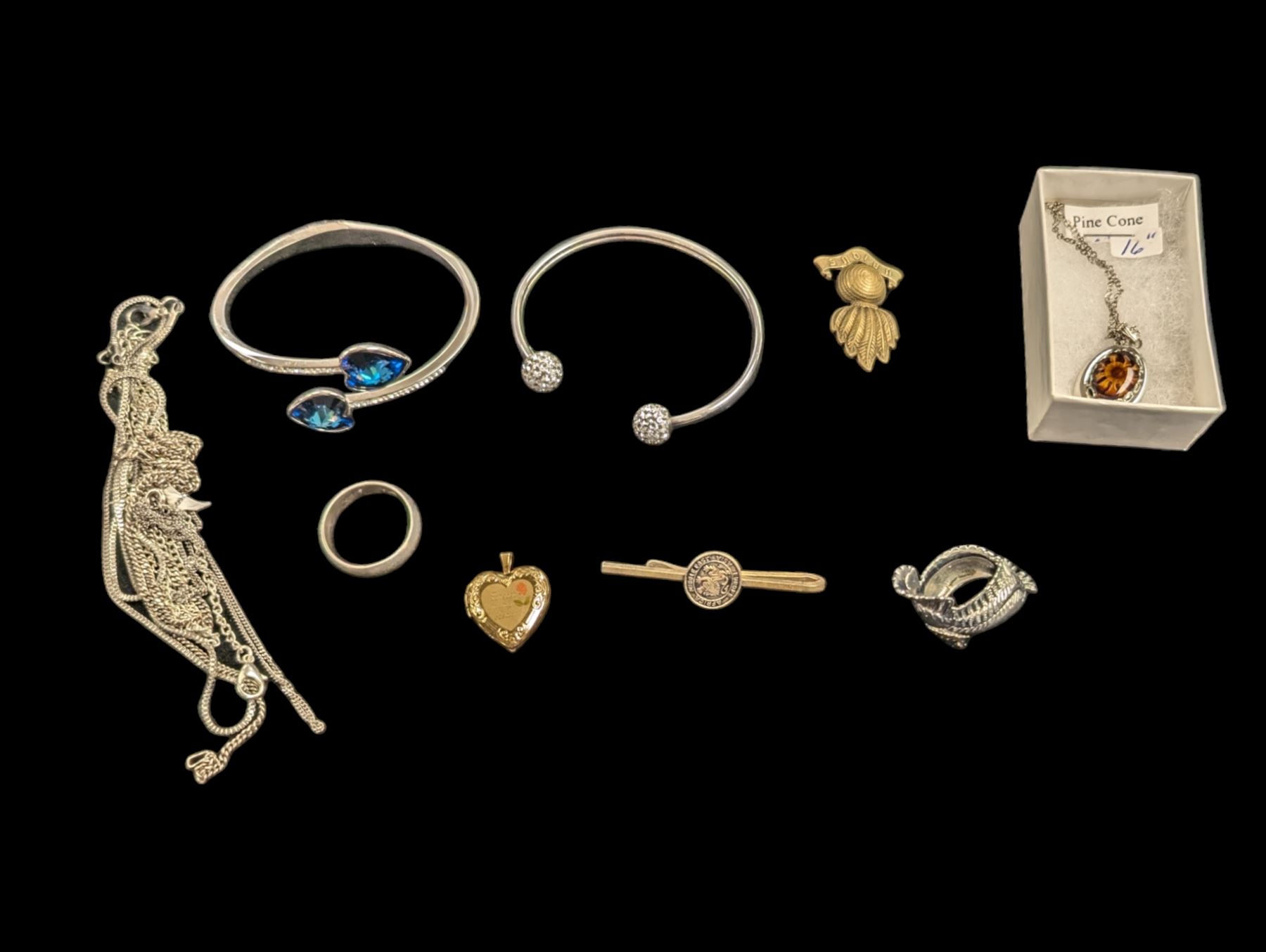 Silver jewellery, including heart locket, bracelet, ring and chains, together with a small collection of costume jewellery 