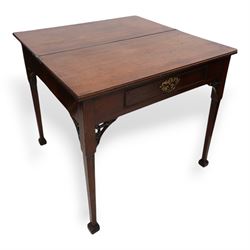 George III mahogany table, fixed square top with moulded edge, fitted with single cock-beaded drawer, pierced corner brackets, on square tapering supports with spade feet 