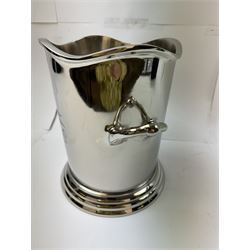 Twin handled reproduction White Star Line wine cooler, H24cm