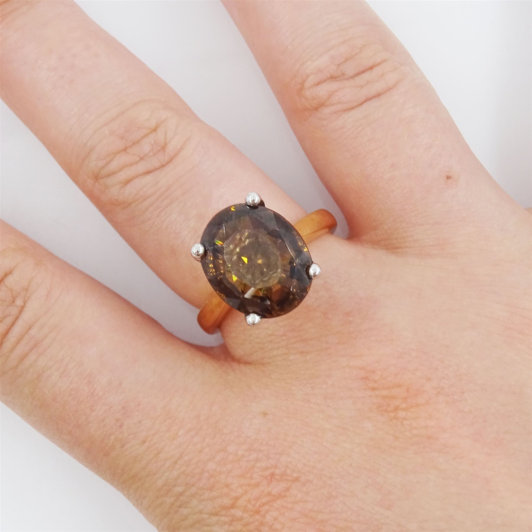 18ct rose gold single stone brown zircon ring, hallmarked, zircon approx 11.35 carat