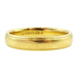 18ct gold wedding band, hallmarked