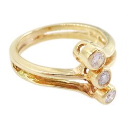 14ct gold three stone round brilliant cut diamond ring, stamped, total diamond weight approx 0.25 carat