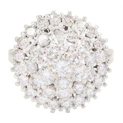 18ct white gold round brilliant cut diamond cluster ring, total diamond weight approx 2.90 carat