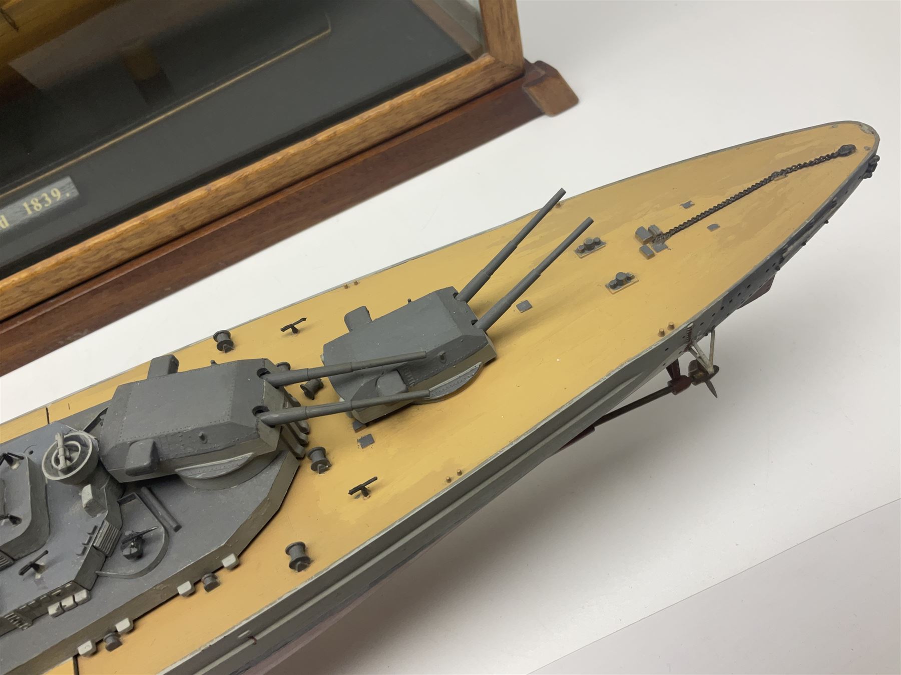 Cased scale built wooden model schooner 