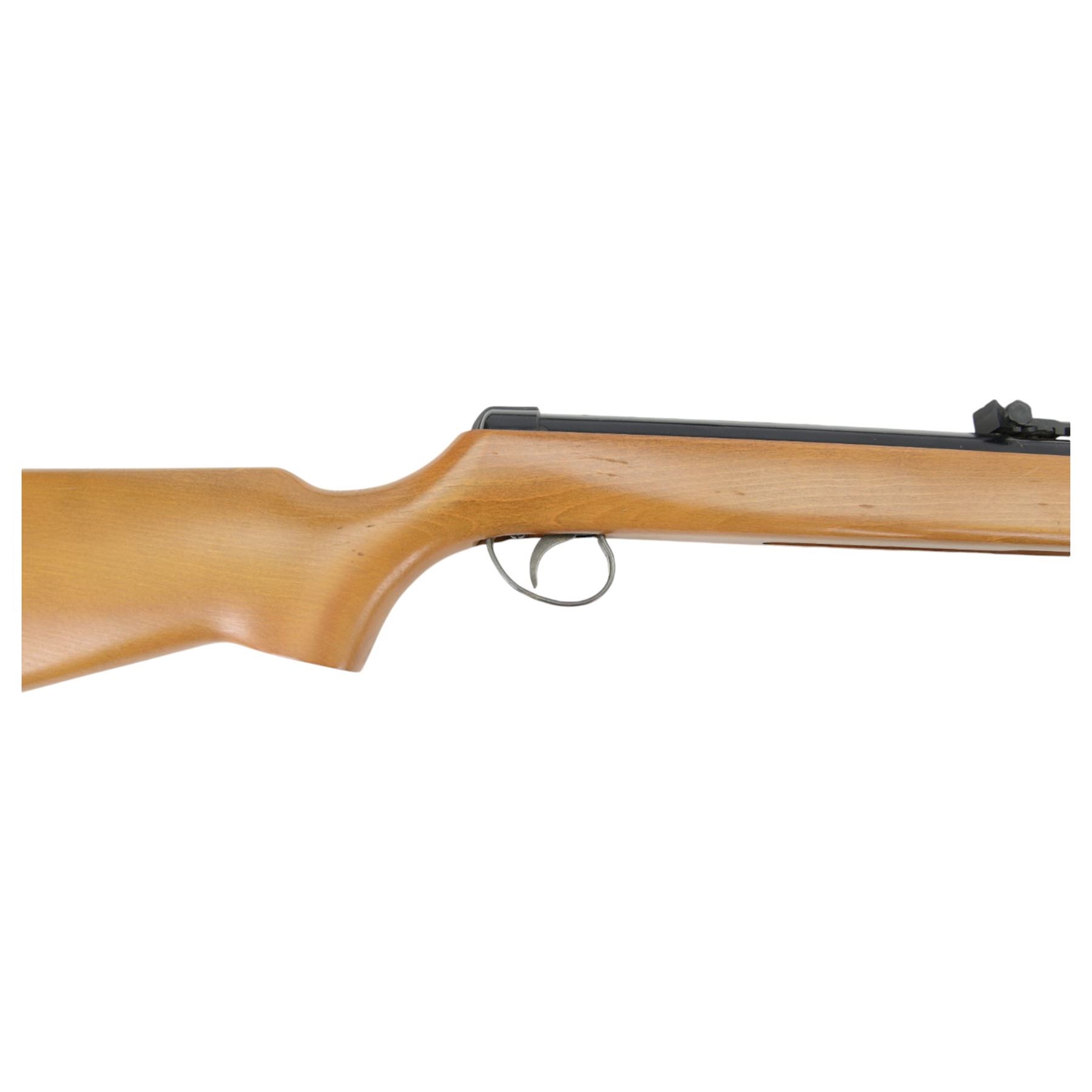 BSA Meteor Super Mark 4 .177 air rifle No.MG7328, break barrel action with adjustable sight, overall 105cm, with gun sleeve 