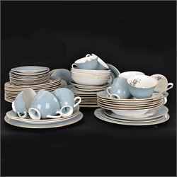 Royal Doulton Rose Elegance's pattern, large tea and dinner service, including ten dinner plates, eighteen soup bowls, ten side plates etc 