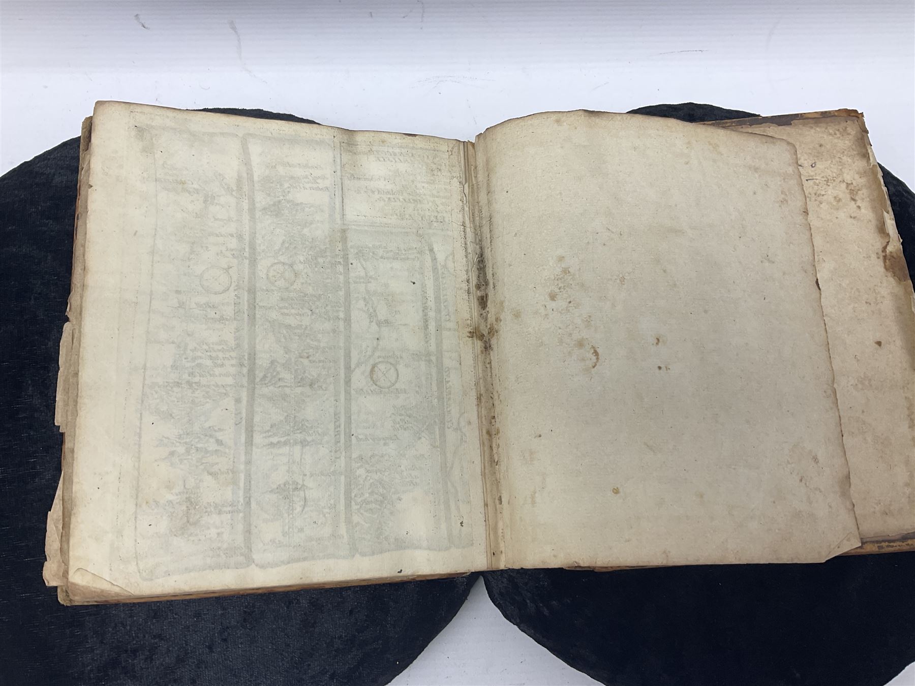 Gardner, Thomas; A Pocket Guide to the English Traveller: Being a Compleat Survey and Admeasurement of all the Principal Roads and most Considerable Cross-Roads in England and Wales..., J. Tonson & J. Watts, 1719