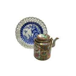Chinese Canton Famille Rose teapot, H13cm, together with a Chinese blue and white plate with pierced rim, D22cm