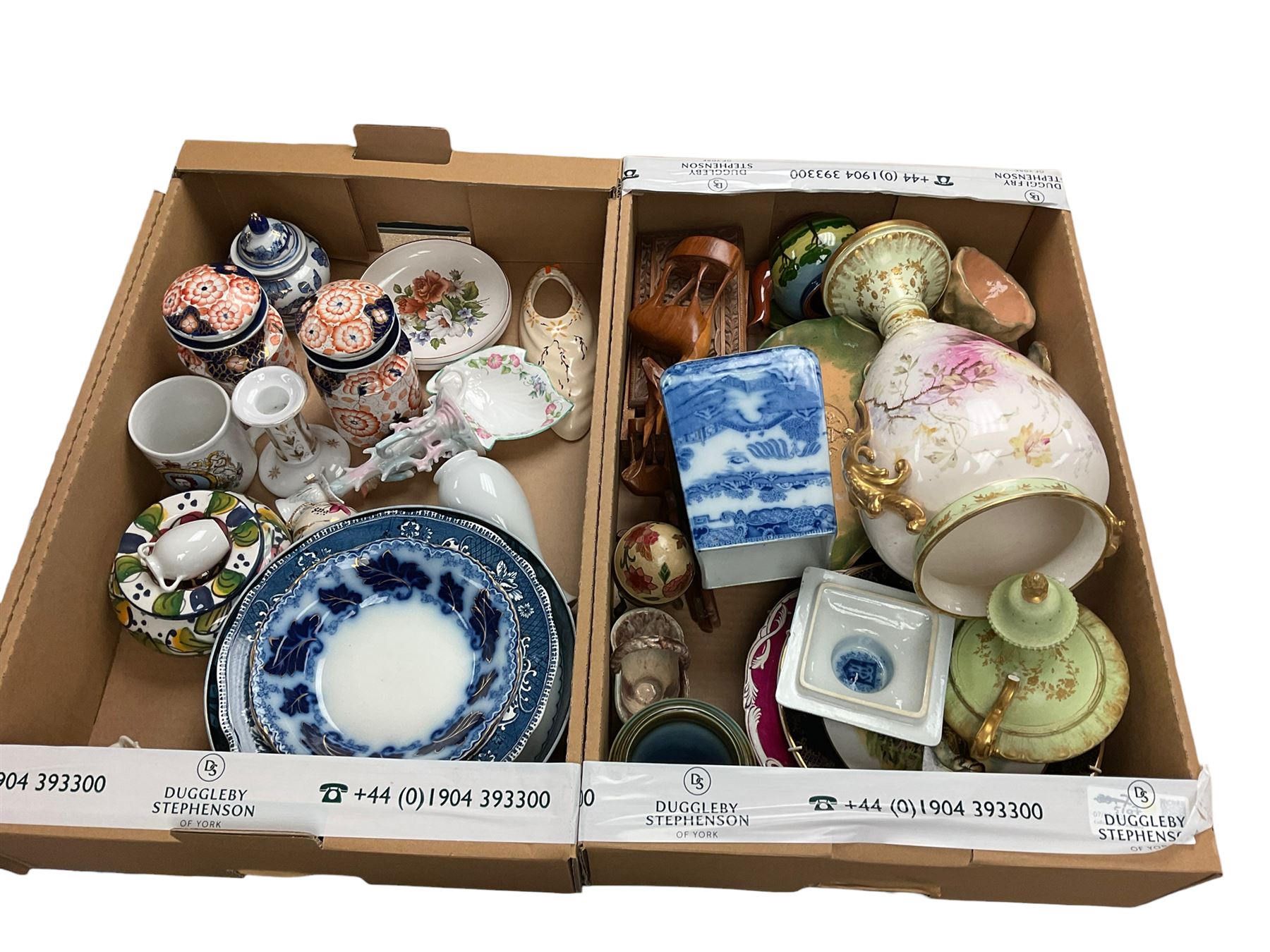 Coalport shell vase, together with a planter, covered jars and other ceramics, in four boxes 