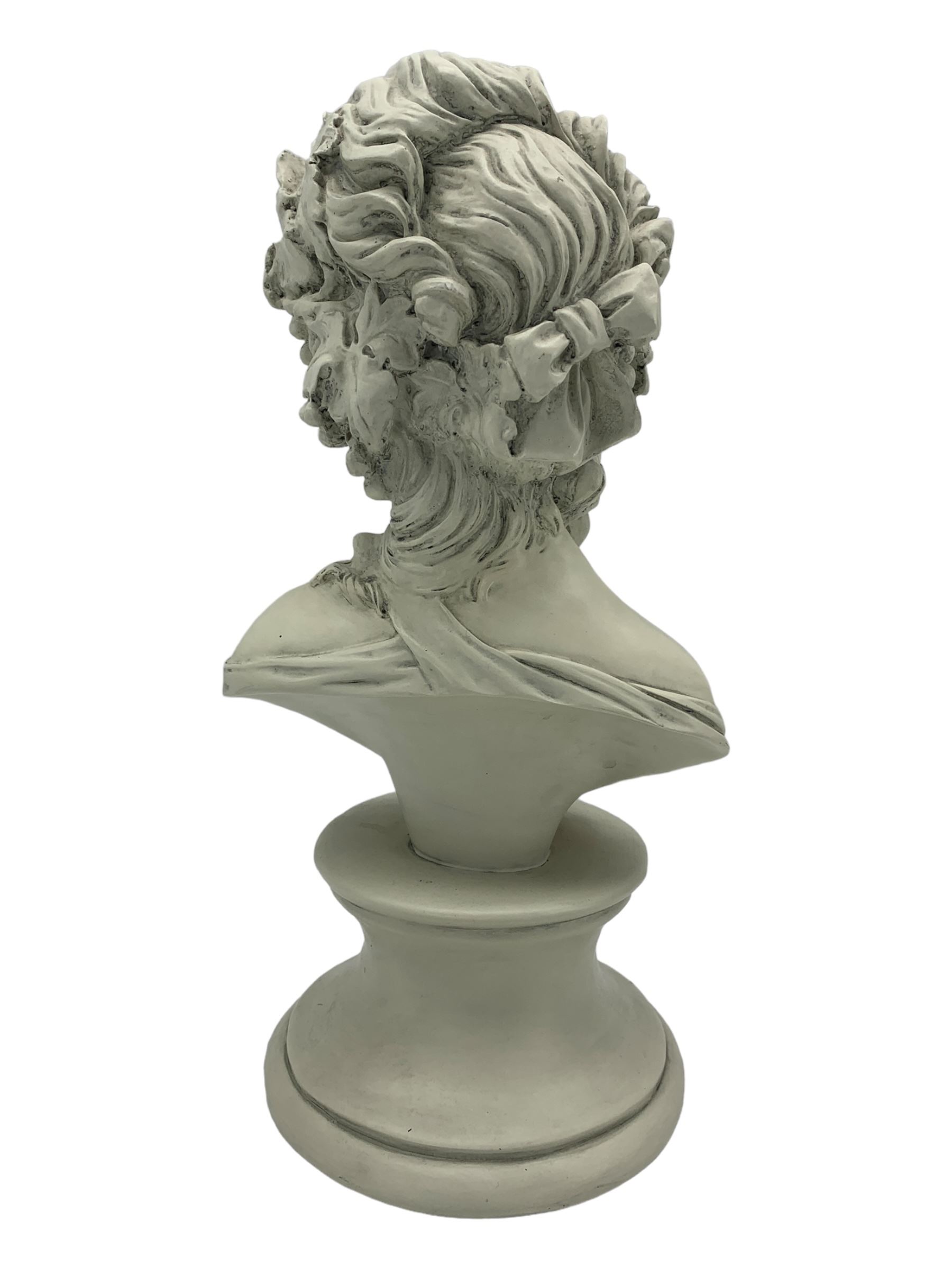 Parian ware model of a female bust on socle plinth, H20cm, resin model of 'Venus', together with other resin and composite classical figures and busts, H42cm max (6)