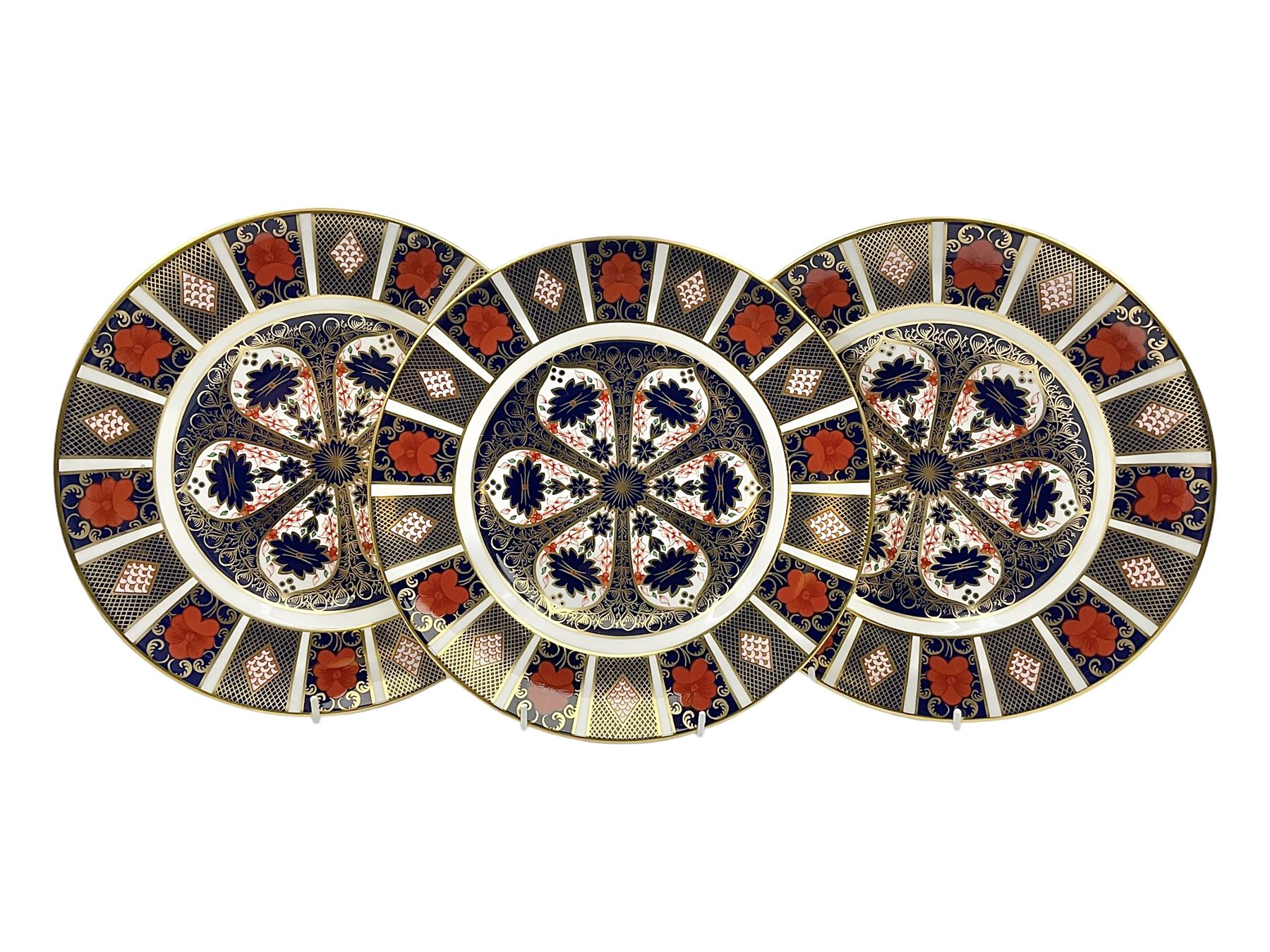 Three Royal Crown Derby Old Imari plates, pattern no.1128, D27cm