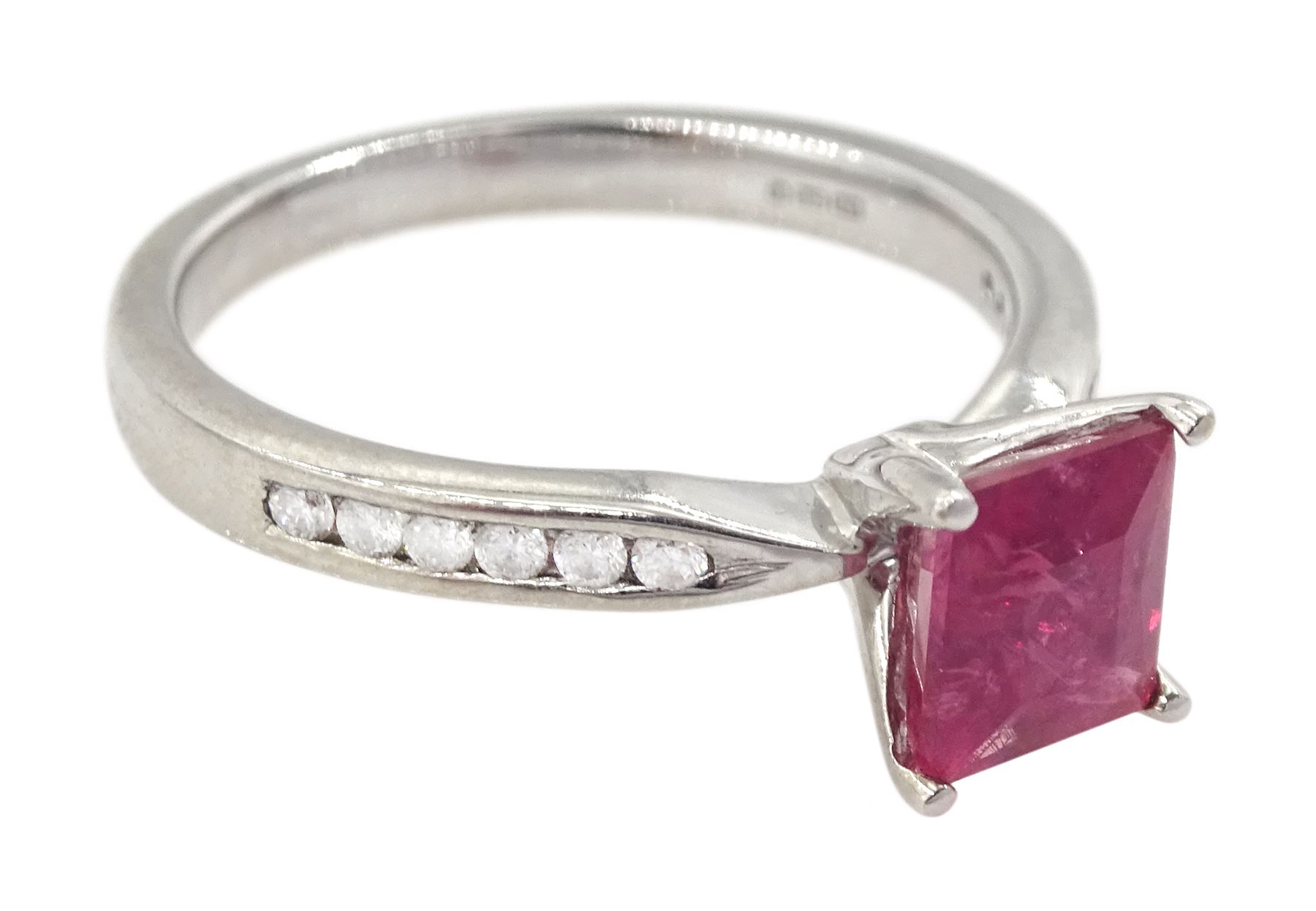 18ct white gold square cut ruby ring, with round brilliant cut diamond set shoulders, hallmarked, ruby approx 1.25 carat