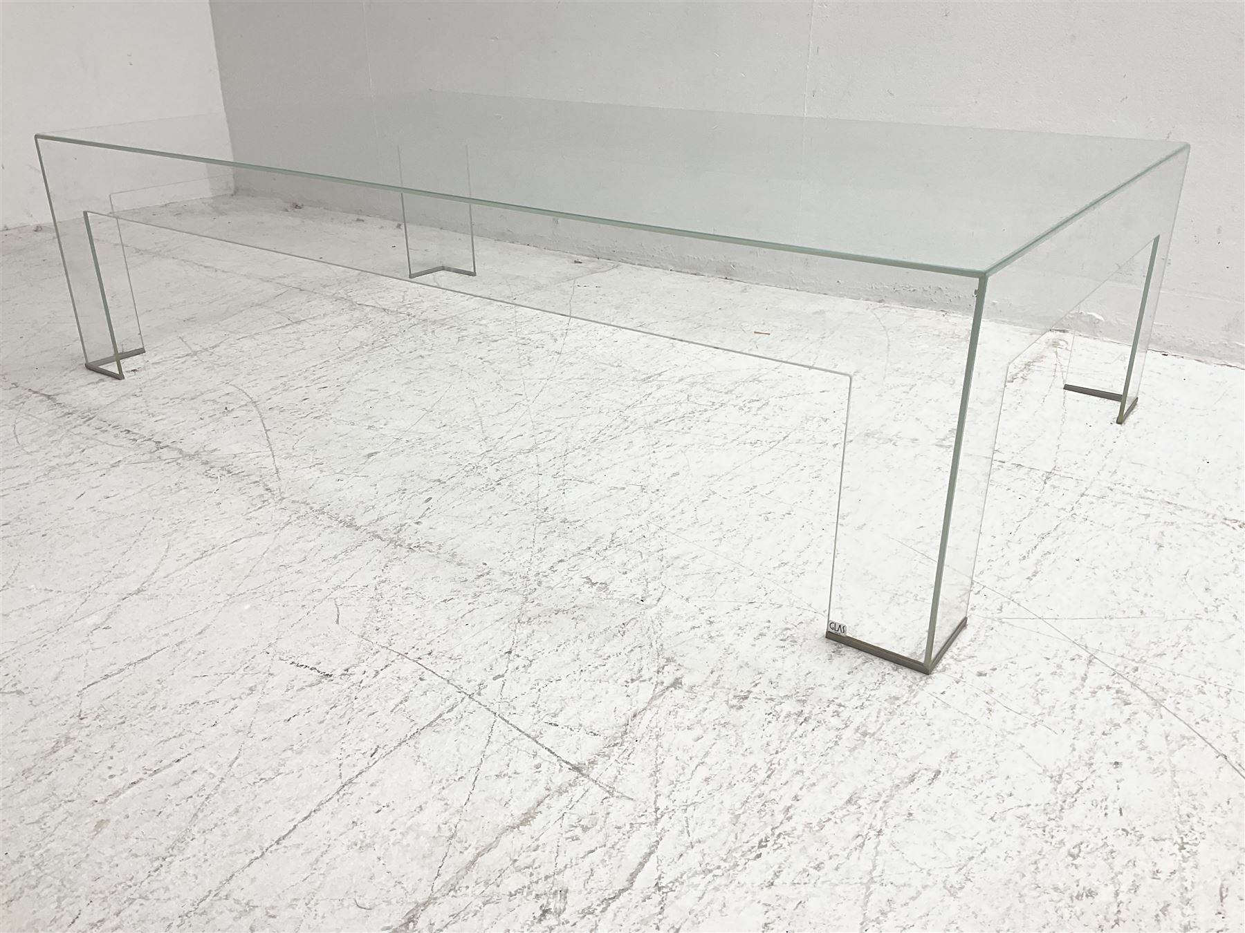 GLAS Italia - 'TAT05' contemporary glass coffee table, rectangular form on block supports 