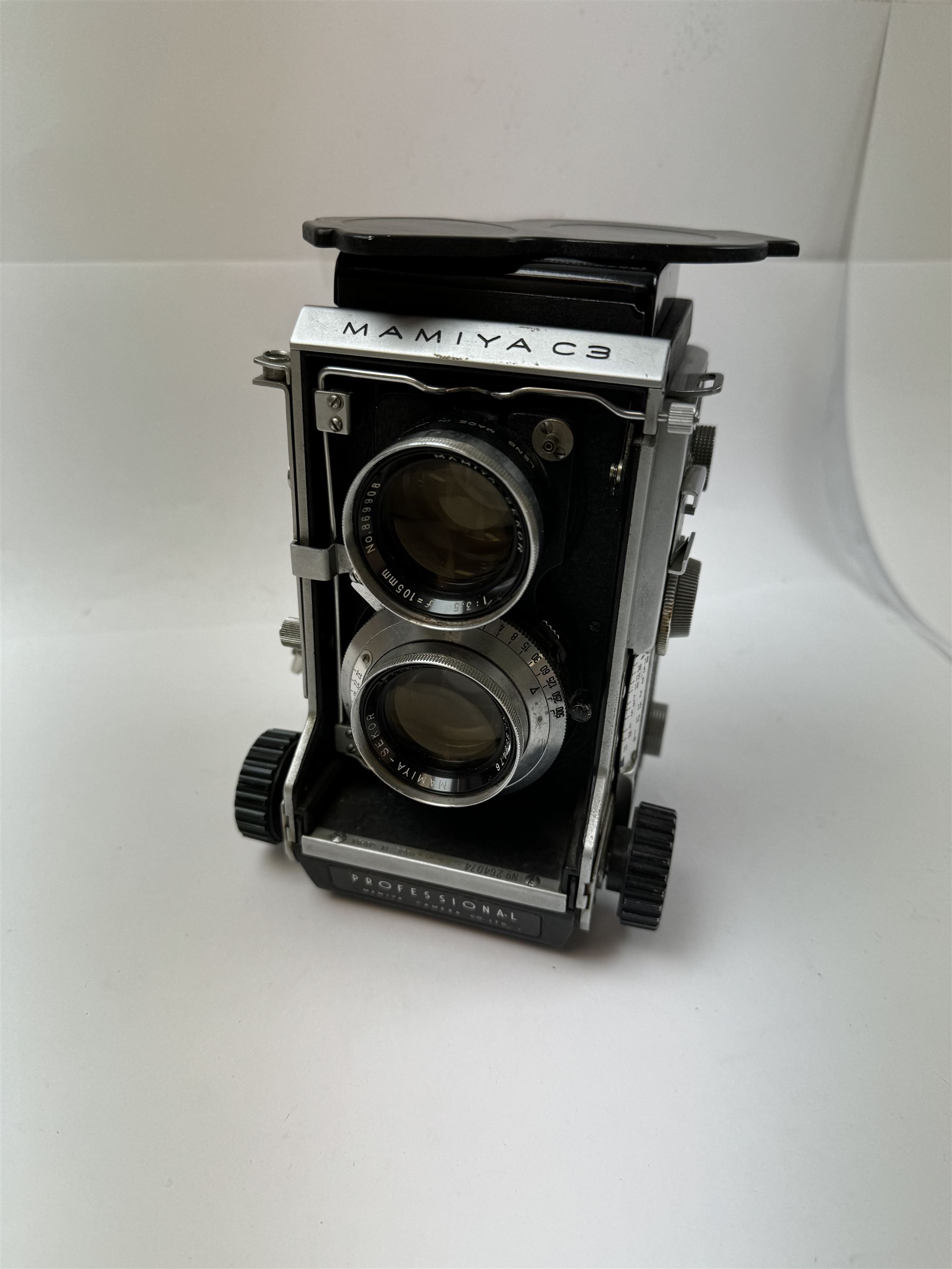 Mamiya C3 Professional TLR camera, circa 1960s, serial no. 264074, with twin Mayima-Sekor 1:3.5 f=105mm lenses, serial nos. 859476 & 869908