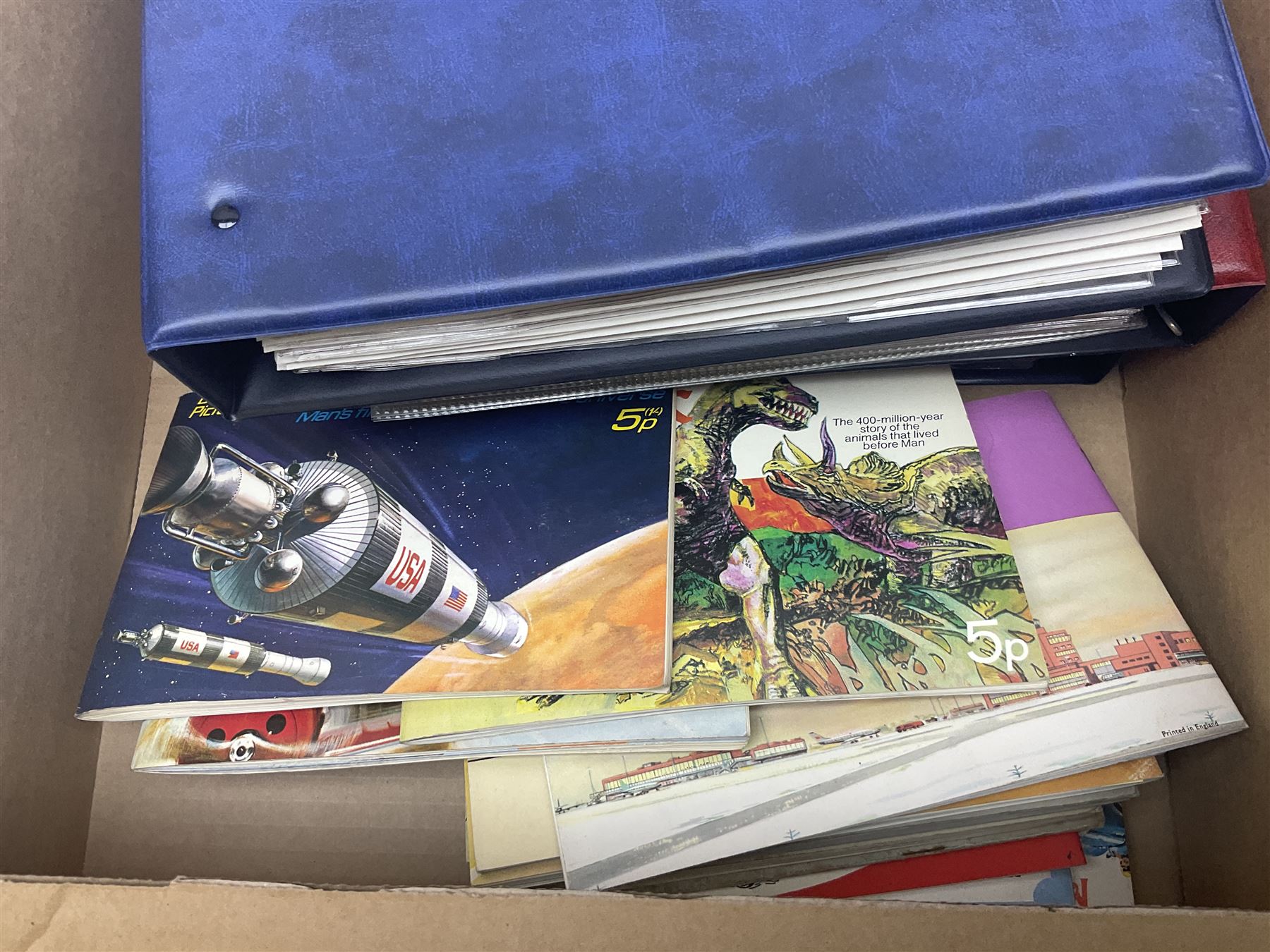 Large quantity of cigarette and tea cards, mostly in ring binders, with some loose examples, including History of Aviation, The Race into Space and Prehistoric Animals