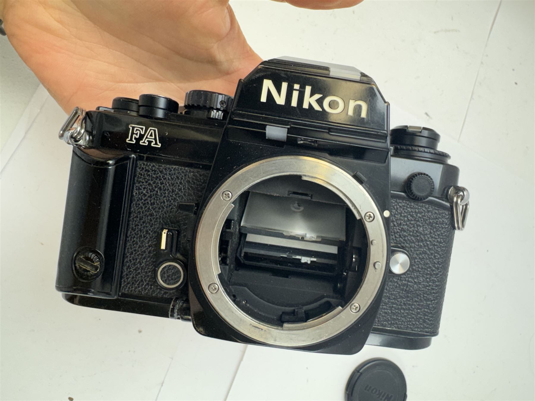 Collection of Nikon cameras, to include two Pronea 600i examples serial nos. 2040608 & 2043525, one with a IX-Nikkor 1:4.5-5.6 lens serial no. 2032529, Pronea S serial no. 2116530, with a IX-Nikkor 1:4-5.6 lens serial no. 2113968, a TW2D serial no. 6069039, F-401, F-501 and two FA camera bodies 