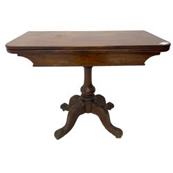 19th century mahogany table, fold-over rectangular with rounded corners, on turned vasiform column, on quadruple out splayed supports