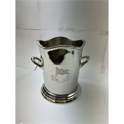 Twin handled reproduction White Star Line wine cooler, H24cm