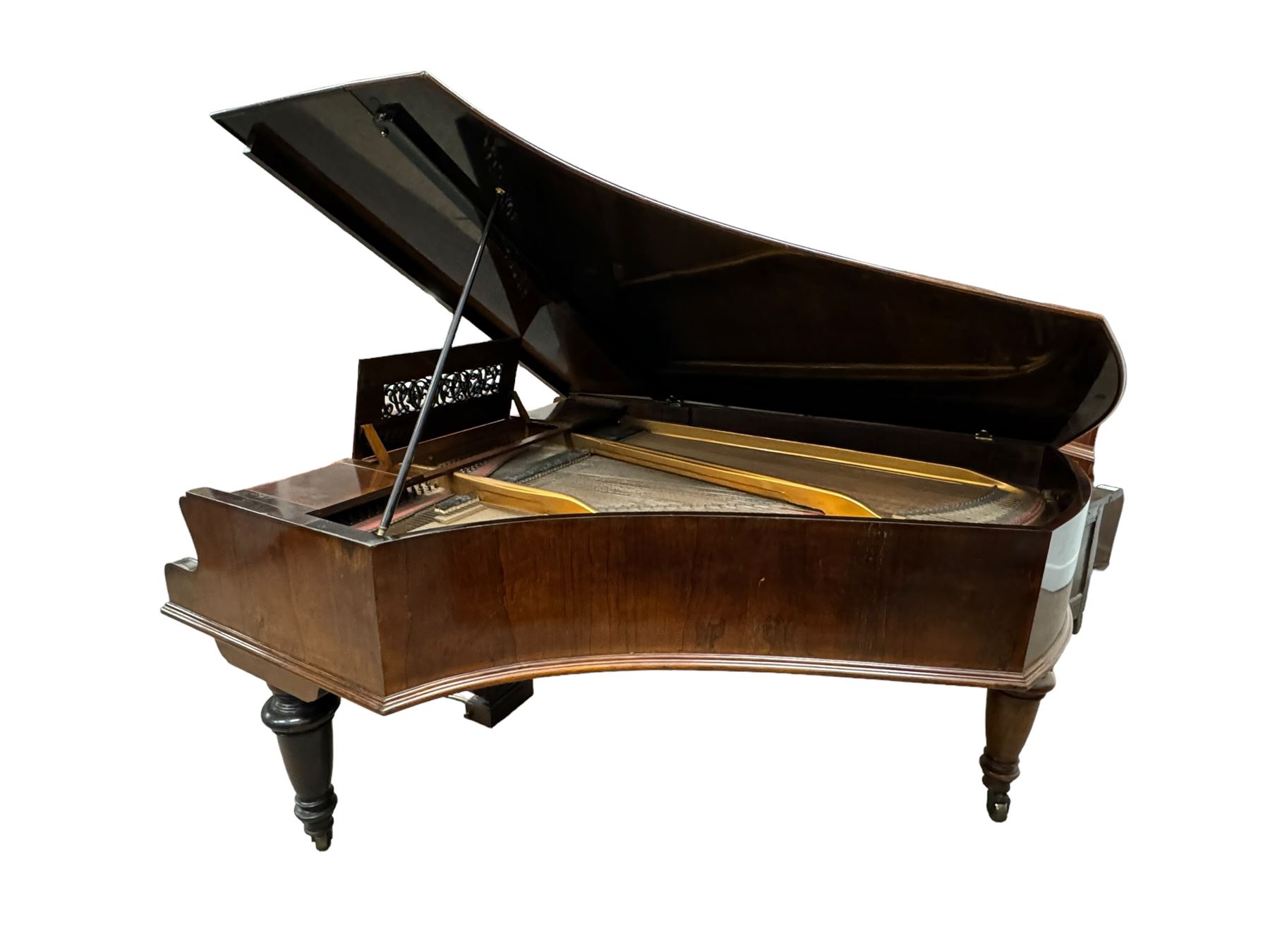 John Broadwood & Sons London - 19th century rosewood grand piano serial  No 47356 (1900-1910) overstrung cast iron frame with 88 notes, 7 octaves, Lyre with sostenuto and una-corda pedals, split-hinged key fall board and fretted music desk, case raised on three taper turned legs with brass castors, original stringing, felt, hammers, dampers and grand roller action.

This item has been registered for sale under Section 10 of the APHA Ivory Act