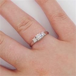 9ct white gold three stone diamond ring, hallmarked, total diamond weight 0.50 carat