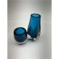 Two Whitefriars bark vases, together with other studio glass, H14cm