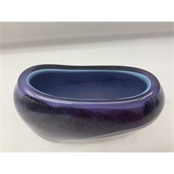 Stuart Akroyd glass vase, with blue ribbon decoration upon a mottled purple ground, engraved signature and sticker beneath, H25.5cm