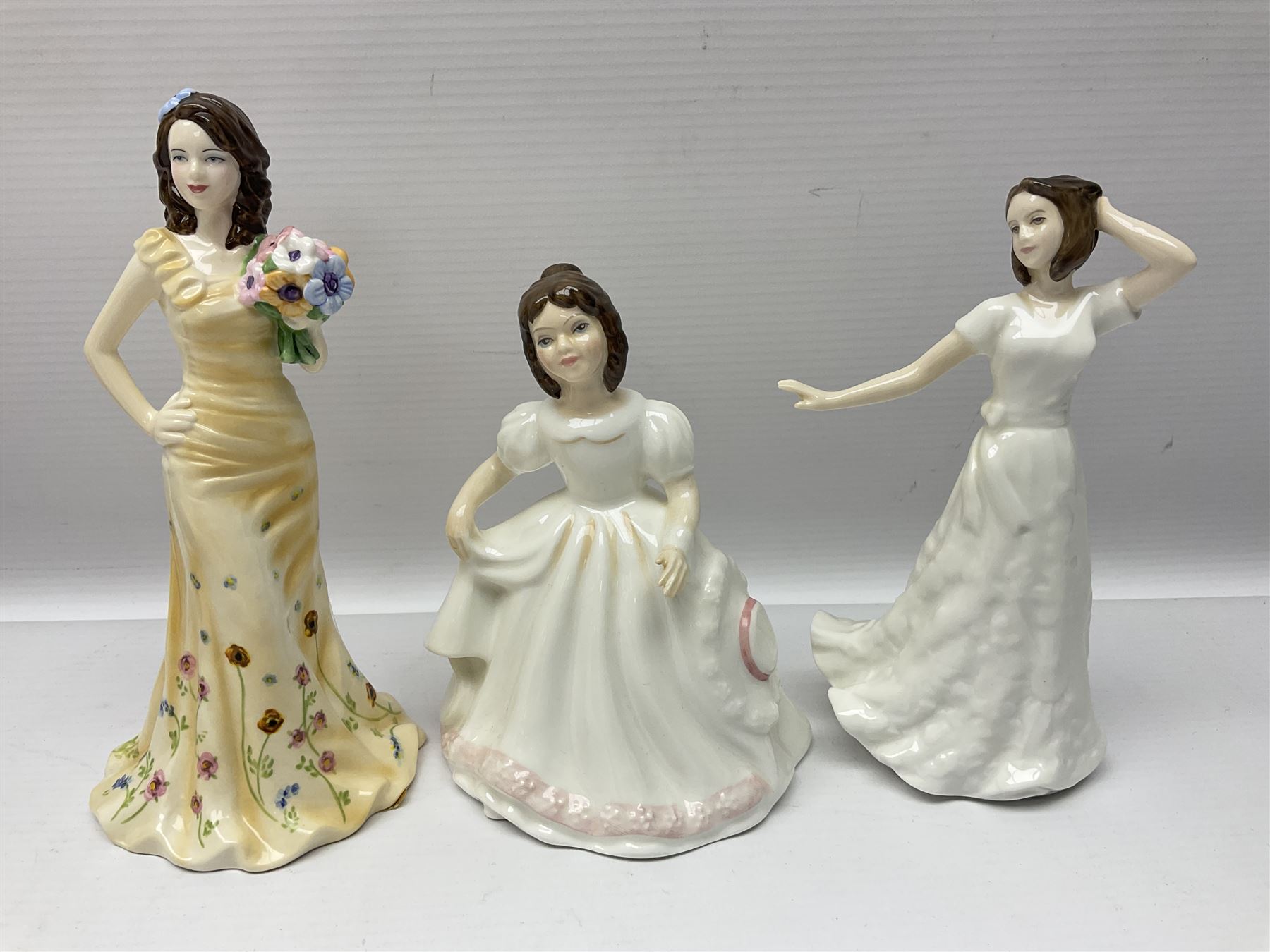 Large collection of Royal Doulton figures, including Ninette HN4717, Sara HN4720, Georgia HN5188, Joy HN3875 etc 