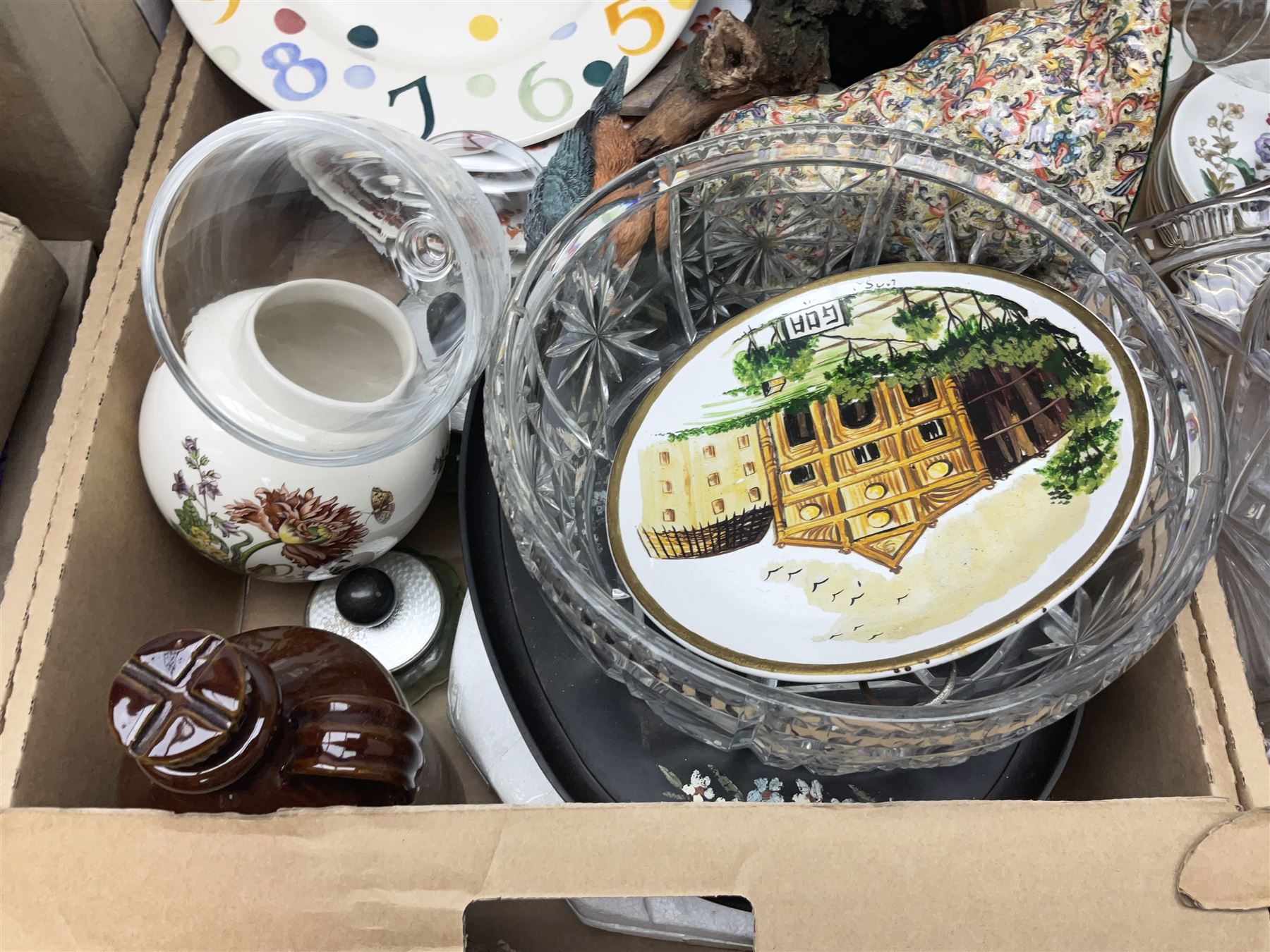 Emma Bridgewater wall clock, Country Artists kingfisher, Wedgwood Charnwood pattern tea service and a large collection of collectors plates and other ceramics and glassware, in six boxes