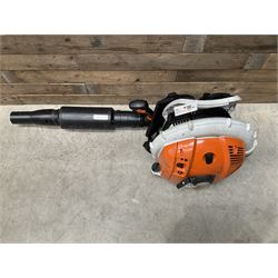 Stihl BR-500 petrol backpack leaf blower