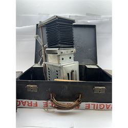 Optiscope Slide projector, together with glass plate slides