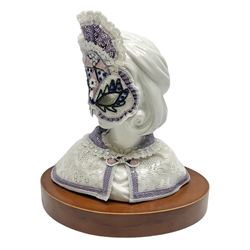 Lladro figure, Mardi Gras Bust, modelled as a female bust with a lace mask and cape, no 1662, with original box, year issued 1989 year retired 1991, H16cm