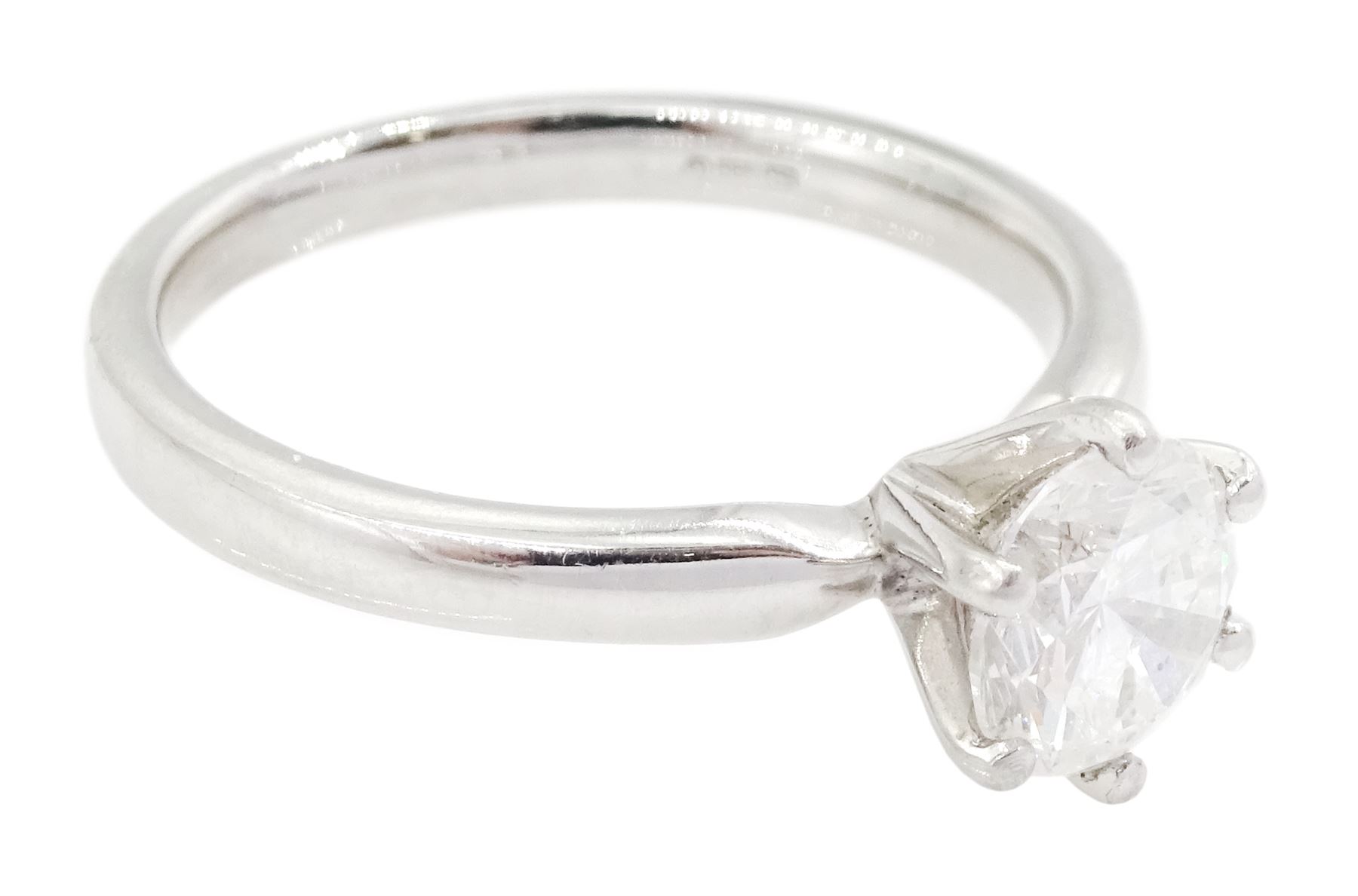 Platinum single stone round brilliant cut diamond ring, hallmarked, diamond approx 1.00 carat