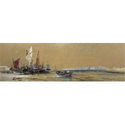 Frank Henry Mason (Staithes Group 1875-1965): Unloading Boats at 'Scarborough', watercolou...