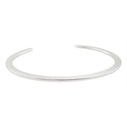 Platinum torque bangle by Neissing, stamped 950 Pt 