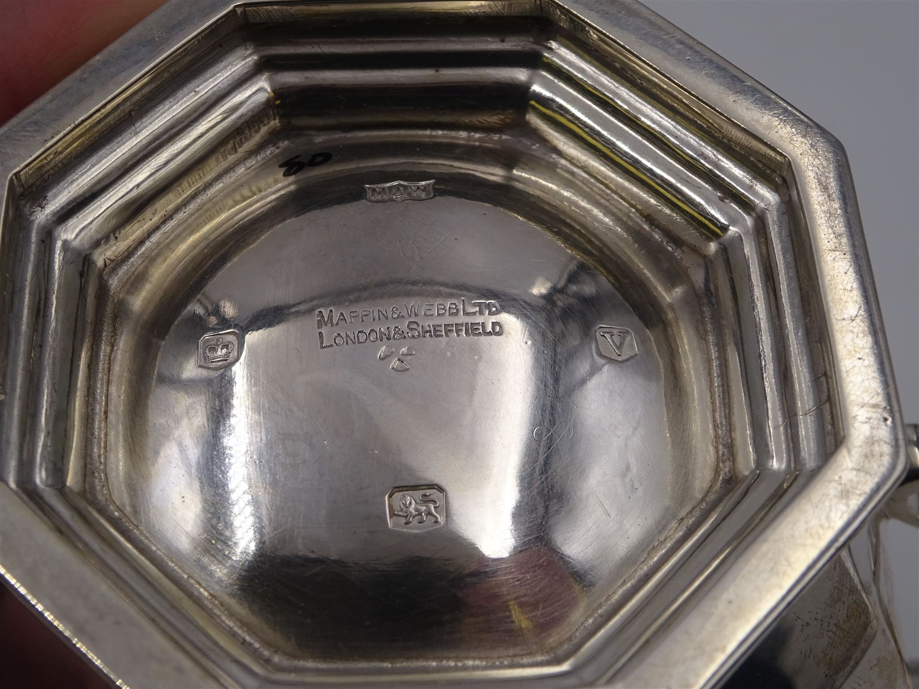 1930s century silver twin handled bowl, of faceted octagonal form with two angular handles, upon a hexagonal foot, hallmarked Mappin & Webb Ltd, Sheffield 1938, including handles H8.5cm