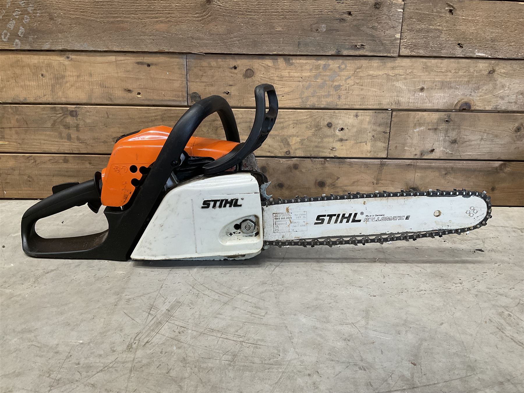 Stihl MS 181 petrol chainsaw, 14'' bar