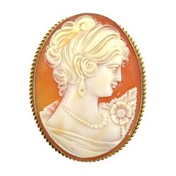 9ct gold cameo brooch, depicting a female bust portrait, Birmingham 1972