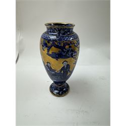 Pair of Foley blue and gilt Chinoiserie pattern vases, H17cm