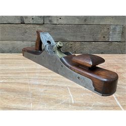 21” infill plane with brass cap and steel blade - THIS LOT IS TO BE COLLECTED BY APPOINTMENT FROM DUGGLEBY STORAGE, GREAT HILL, EASTFIELD, SCARBOROUGH, YO11 3TX