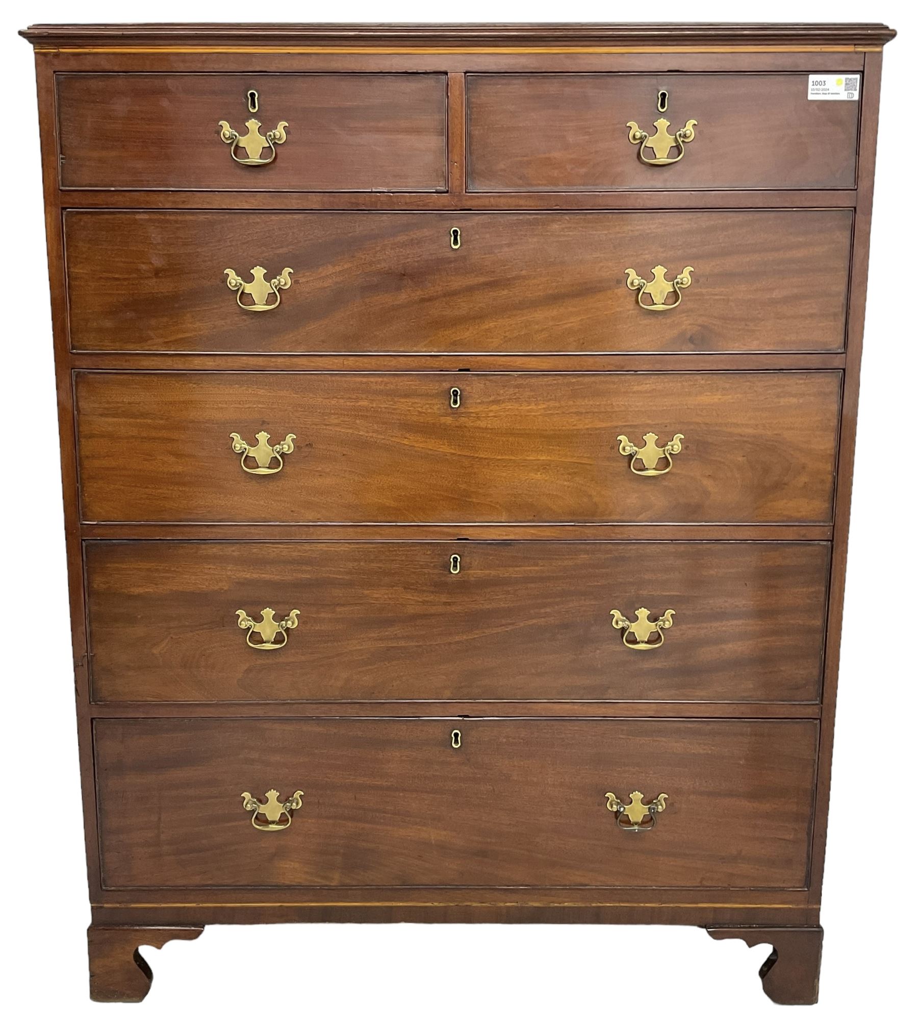 George III mahogany straight-front chest, rectangular top with reed moulded edge, fitted with two short over four long graduating cock-beaded drawers, on bracket feet