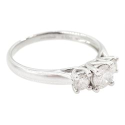 9ct white gold three stone diamond ring, hallmarked, total diamond weight 0.50 carat