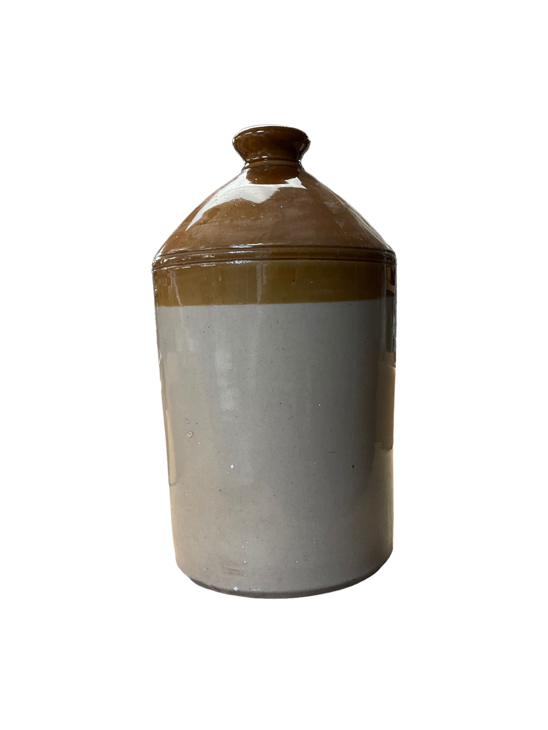 Stoneware flagon, H41cm