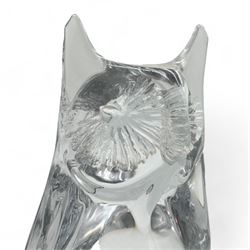 Daum crystal model of an Owl, signed H23cm 