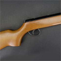 BSA Meteor Super Mark 4 .177 air rifle No.MG7328, break barrel action with adjustable sight, overall 105cm, with gun sleeve 