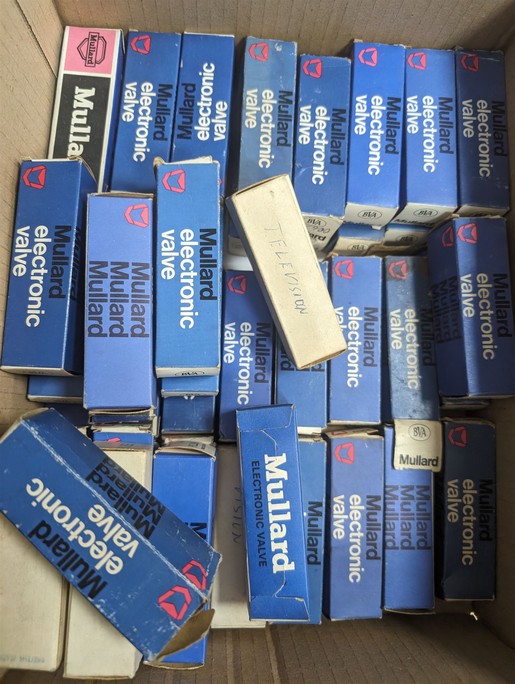 Large collection of Mullard thermionic radio valves/vacuum tubes, including boxed examples and bubble wrapped examples identified with lists