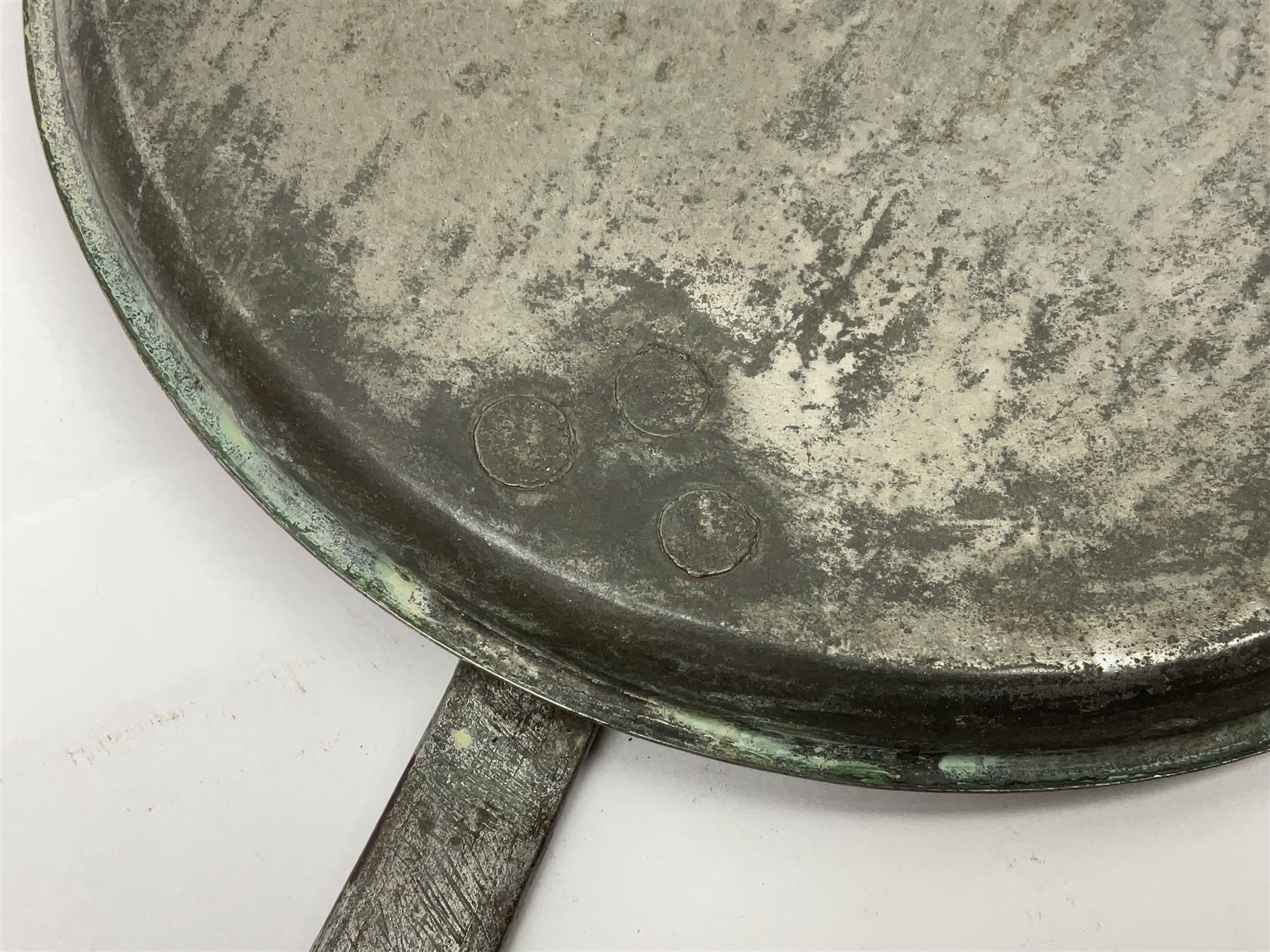 Large late 19th century copper lidded sauce pan, H15cm D23.5cm including handles L47.5cm