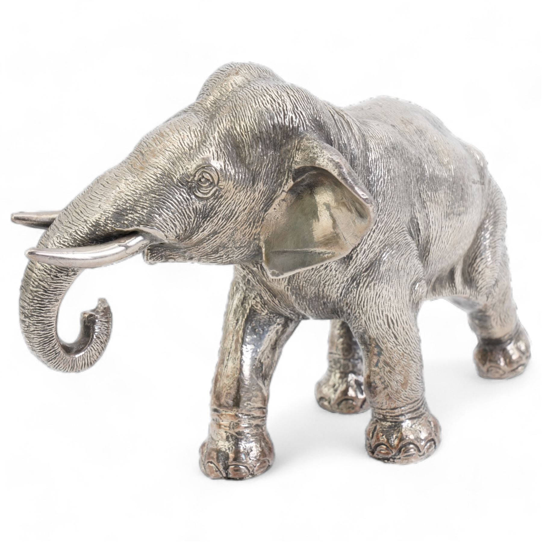 Elizabeth II model of an Indian elephant, hallmarked Camelot Silverware, Sheffield 1999, H15.5cm