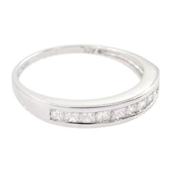 Platinum channel set princess cut half eternity ring, stamped Pt950, total diamond weight approx 0.30 carat