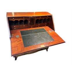 Georgian mahogany bureau, moulded fall front enclosing cupboard, small drawers, pigeonholes and inset writing surface, fitted with four long graduating cock-beaded drawers, on splayed bracket feet 