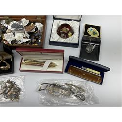 A collection of Vintage and later costume jewellery and wrist watches, to include a ladies Bulova bark effect watch, a silver brooch, hallmarked London import, boxed Webb Corbett paperweight, small Swarovski figure, together with a 19th century burr walnut box, a smaller brass bound mahogany box, etc. 